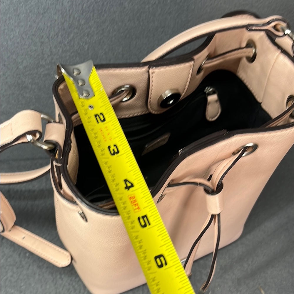 Chaps Pink Beige Crossbody Bucket Bag - Picture 12 of 16